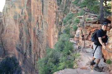 Chad Kempel holding the chains on the Angels Landing trail above Zion Canyon, 2014